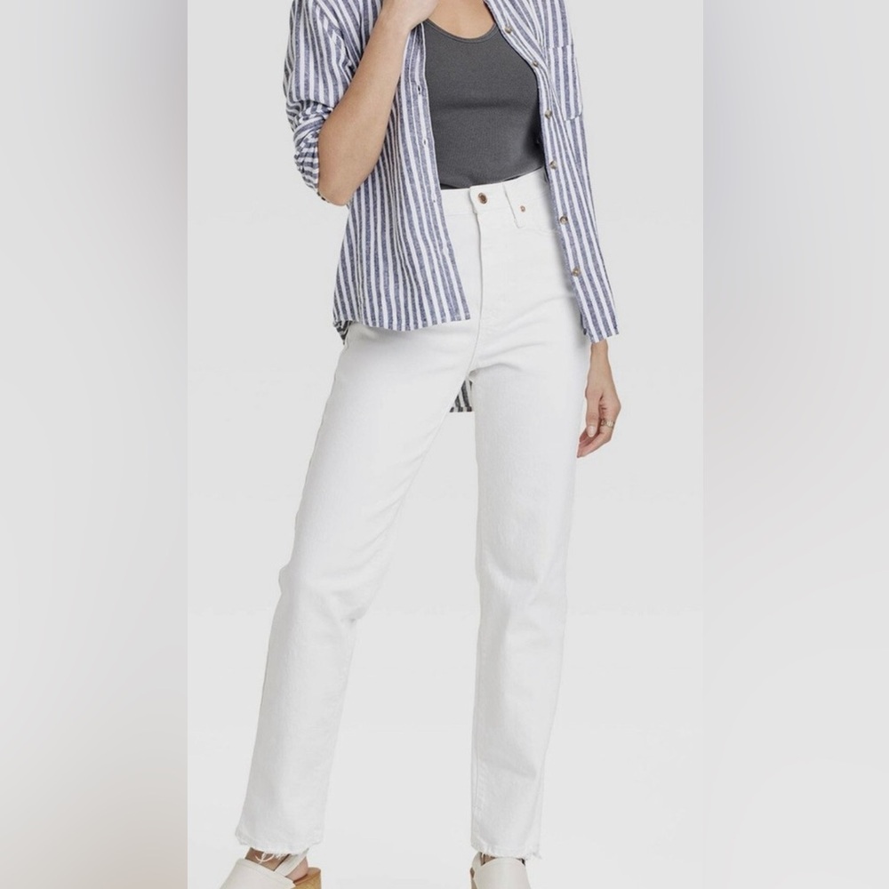 Universal Thread High-Rise ‘90s Vintage Straight Jeans / White / 10